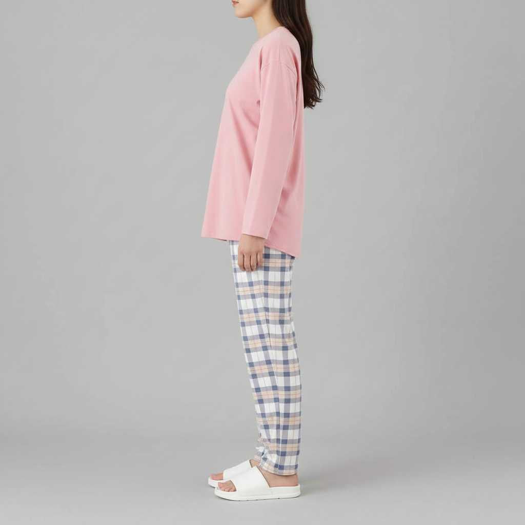 Cozy Elegance | Women's Pajama Sets with Checkered Print