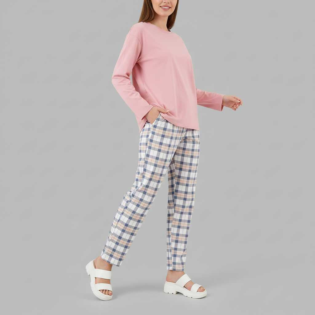 Cozy Elegance | Women's Pajama Sets with Checkered Print